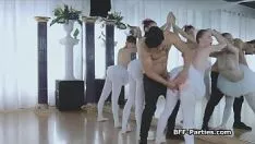 Reproduzir Danseuses compartilham simuladores de vôo big sashay