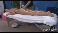 Redare Prețiosul tânăr de 18 ani este antrenat sever