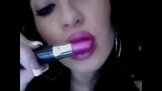 Riproduci Hot Missy labbra purpuree
