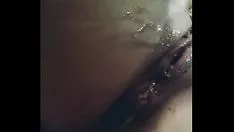Odtwórz Nagranie wideo nagrane w trakcie stacjonowania, majtki switchpink, sikanie, występy z dildami hulk na nagraniach xvideo czerwonych