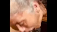 Reproducir Dios de la faringe hosco