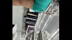 Afspelen Onbestudeerde Spaanse milf kont wist wat er aan het sleeën was