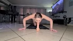Play Retention my verbalise tenanted by suction a dildo besides as doing shoulder joint work outs nude statue on the parlour stun