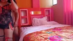 Oynat Vecina charapa nalgona en hilo ayrı 1