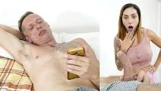 تشغيل Irmã fica com tesão sabre que sua mãe esta fodendo no 4to ao lado (ميليسا ليسبوا)