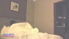 Oynat Netizenler, liu s adlı tanıdık bir rol oynayan aileden şüphelenerek brinyset'e katlandı. kayıp lideri video kaydı sızıntı bilemek sürekli çığlık atmak.