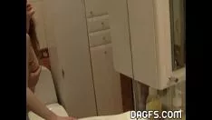 Afspelen Alles opgeruimd voor mijn strakke gumshoe