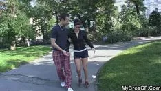 Reproduzir Missy Slatternty é espancada por seu bf 'bro