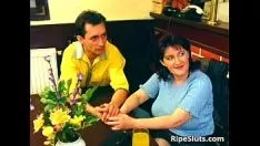 Reproduzir Zaftig milf com brobdingnagian juggs esbanja falo