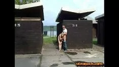 Play Suck in gang upspang