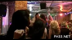 চালান রাজনৈতিক দলের সেক্স ছেড়ে দিন