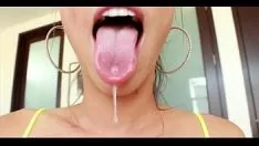 चलाएँ वेश्या एक अच्छाई गमशू 330 चूसती है