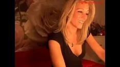 تشغيل ألعاب شقراء ساخنة على كاميرا ويب - fastandhorned.com
