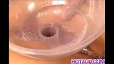 播放 Kawai yui 得到 viholy 恐怖和玻璃小猫