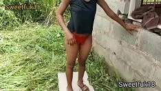 Redare Noul meu vecin este fierbinte și sexy și nu pot rezista păsăricii ei cremoase delicioase