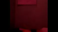 चलाएँ काला आबनूस हैण्डजॉब हनी जैक सफेद डिक