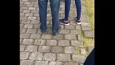 Reproducir Entro al cuarto de latina culona y me confunde con su marido