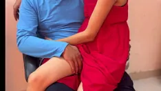 Play Indian gf bf the best doggystyle fucking after seducing and kissing her | hornycouple149 |