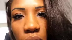 Abspielen Großer schwarzer Schwanz erobert die exotische Pawg Mckenzie Lee in der Ghetto-Realität