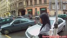 Odtwórz Kuszące dziecko POV zerżnięte publicznie na ukrytej kamerze