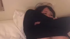 Oynat Büyük göğüsleri ve sulu eşek ile samimi kolej coed